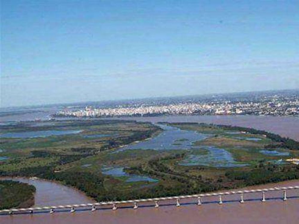 Proyecto ecologista en las islas: El intendente de Victoria comparte la iniciativa de Rosario 