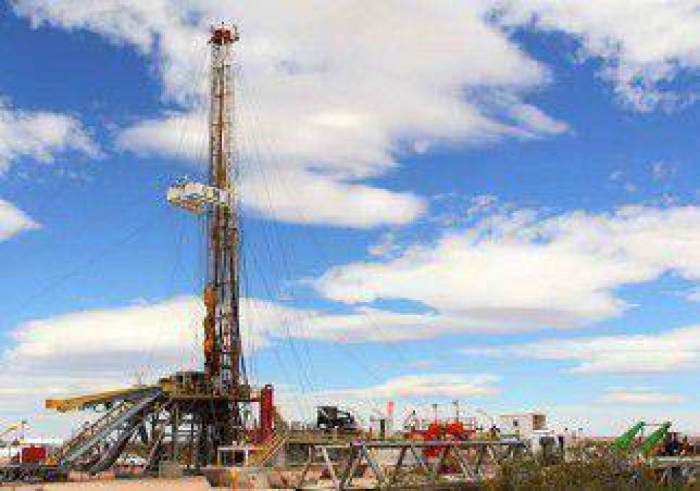 Invertir�n 45 millones de d�lares en el primer yacimiento neuquino 