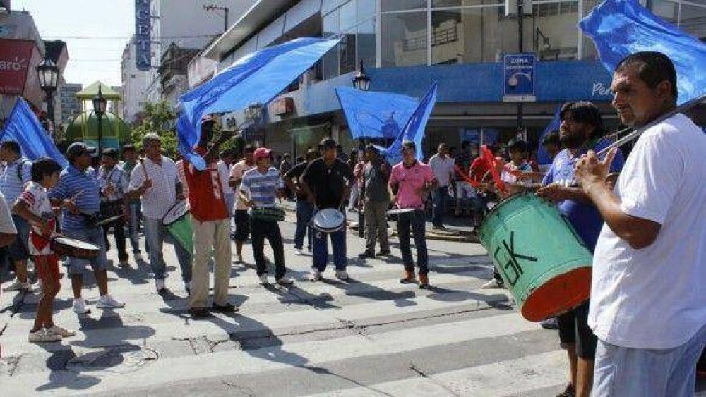 El gobierno cumpli� con la orden judicial y los ambulantes fueron desalojados del centro