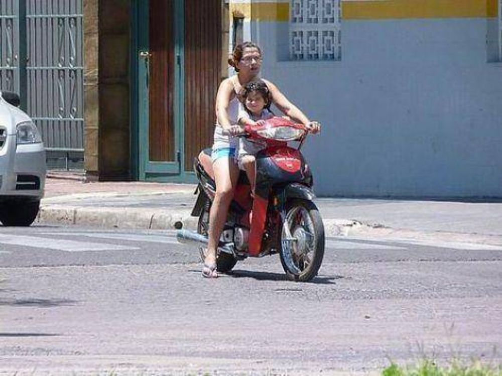 Menores de 10 a�os, prohibidos en las motos
