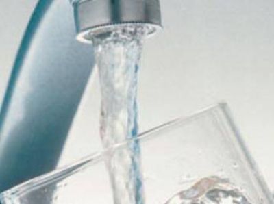 T�cnicos de una universidad para resolver problemas del agua