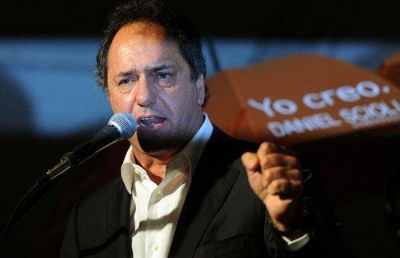 Scioli y su optimismo contra los �predicadores de escenarios apocal�pticos�