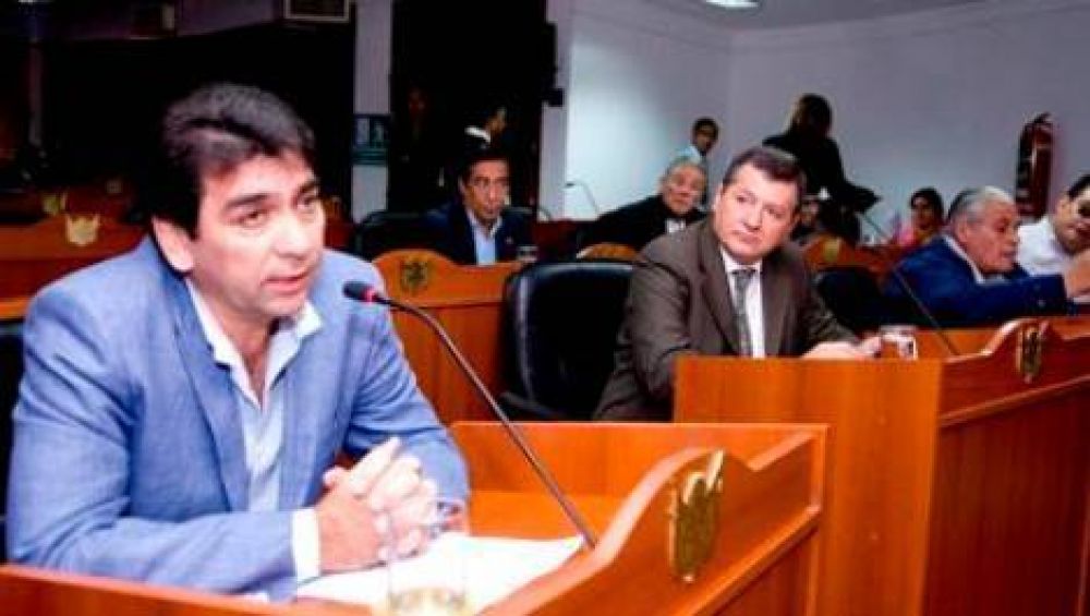 Luna asegura que hay 3.772 cargos con �ndice en el Gobierno