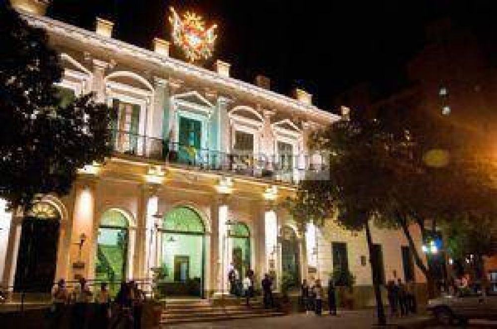 El gobierno buscar� eliminar cargos sin funci�n espec�fica