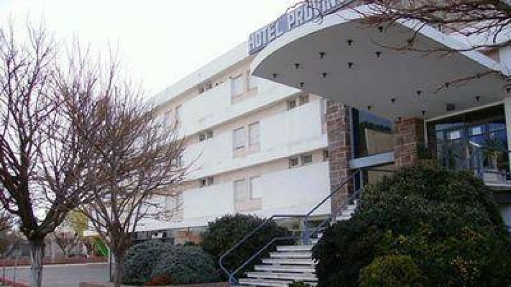 Artero quiere comprar el Hotel Provincial y mudar all� el municipio capitalino