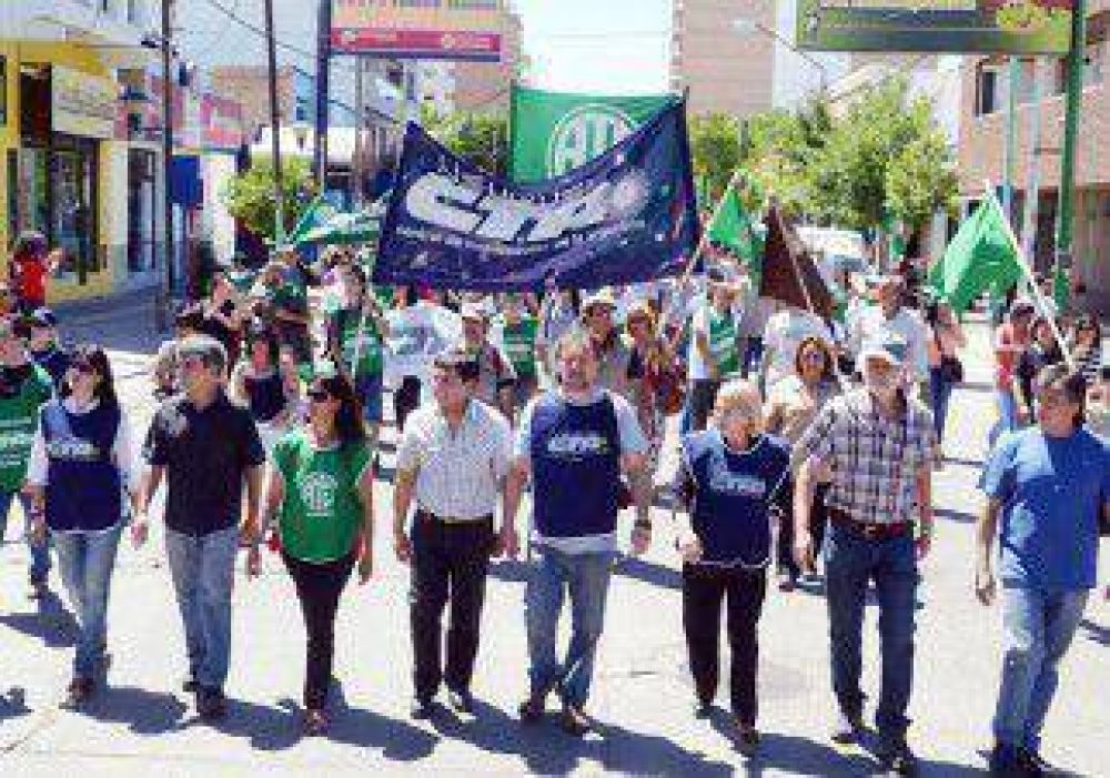 Aval de las asambleas de ATE y UPCN a la propuesta para 12.000 estatales 