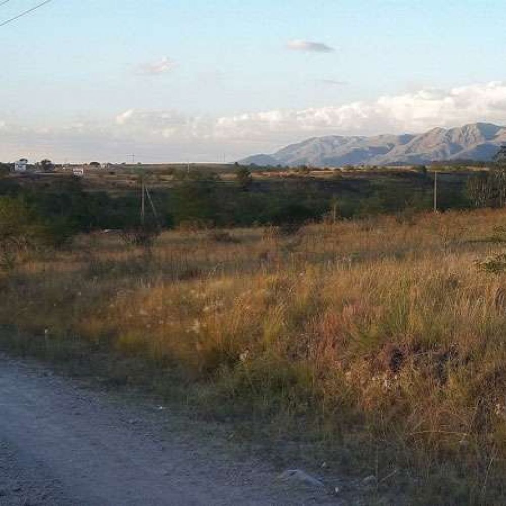 Cuidador confundi� a empleados del IPALAR con ladrones y los corri� a balazos