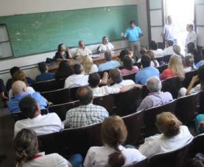 Trabajo declar� ilegales a las asambleas de m�dicos