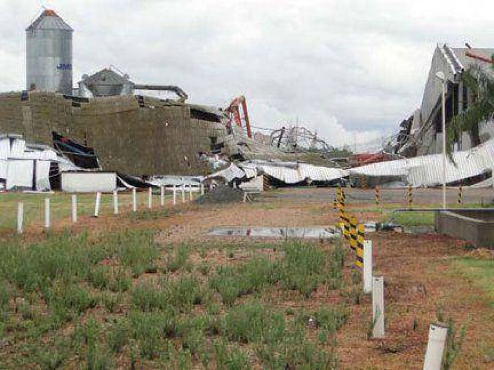 Tornado en Chajar�: Estiman p�rdidas por 250 millones de pesos 
