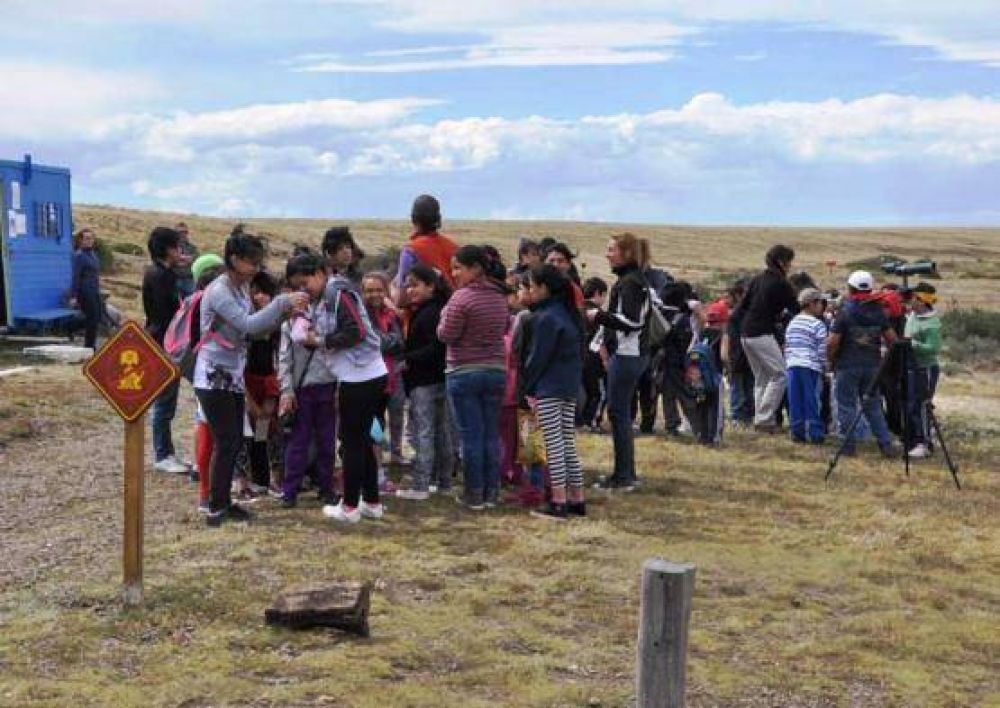 Personal Municipal recibi� a colonos del programa �Colegios Abiertos�