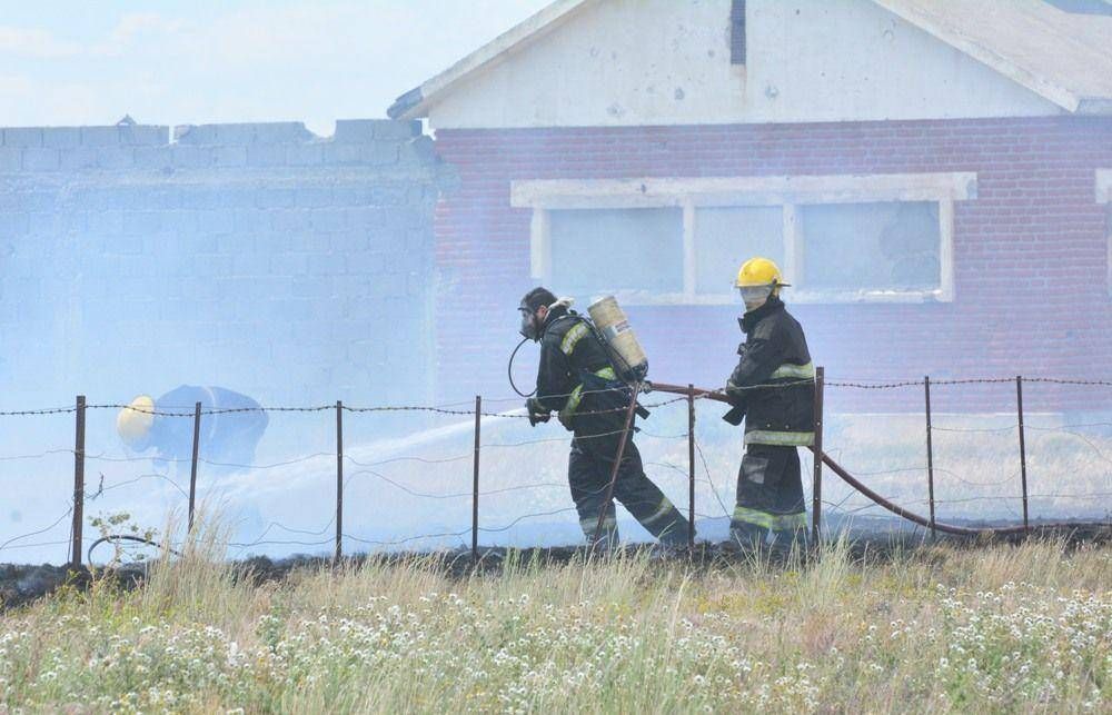 Un incendio sin perjuicios cerca del Aeropuerto