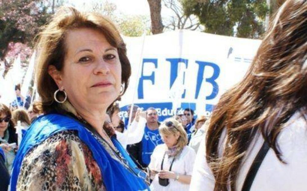 Docentes provinciales exigen la r�pida definici�n de la paritaria nacional