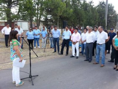 Inauguraron pavimento en Fortuna y Bagual