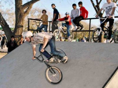 Calle Angosta Rock reunir� tatuajes, motores y bikers