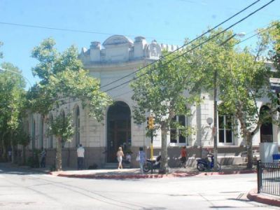Nuevo aniversario de la casa de una instituci�n emblem�tica, el Banco Naci�n