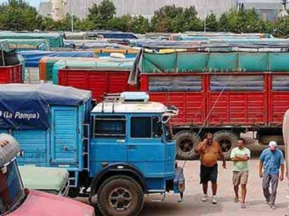 Miles de camiones m�s para los puertos de Z�rate-Lima