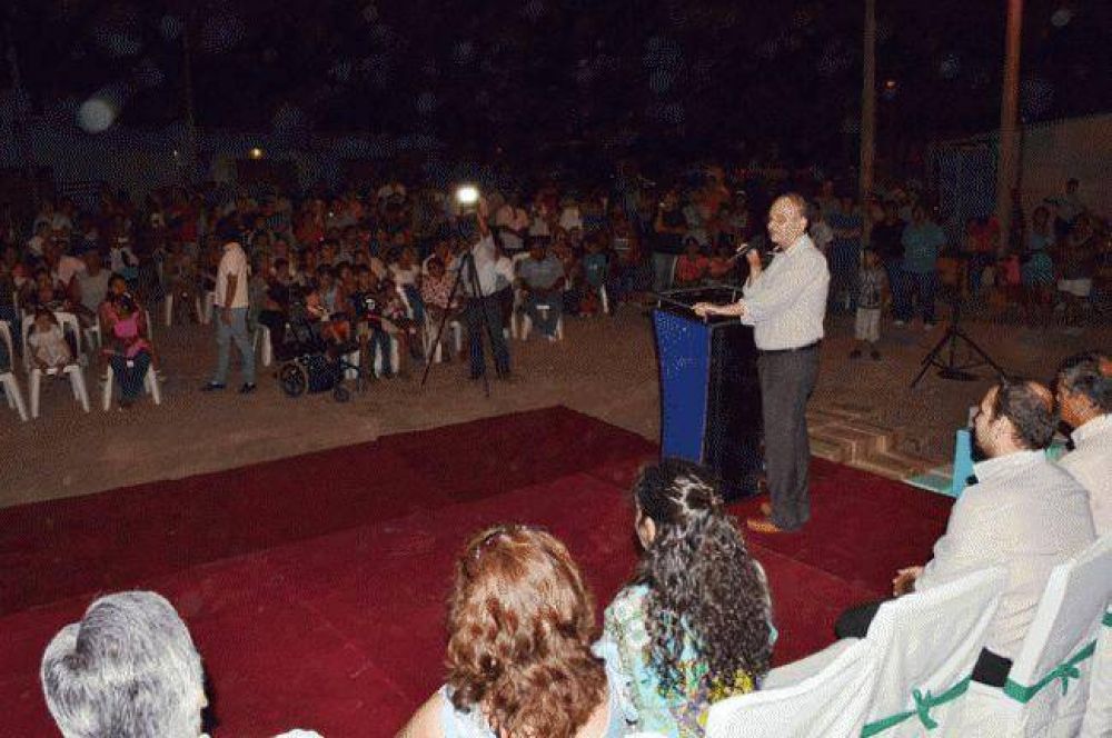 �Vamos a trabajar en el dise�o de una empresa provincial de construcci�n de viviendas�