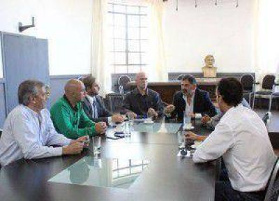 Municipalidad y Provincia articulan acciones de trabajo en Seguridad Vial