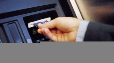 Los empleados p�blicos cobrar�n la tercera y �ltima cuota de $400