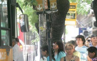 Para la UTA, el bondi tarda m�s que para la Municipalidad
