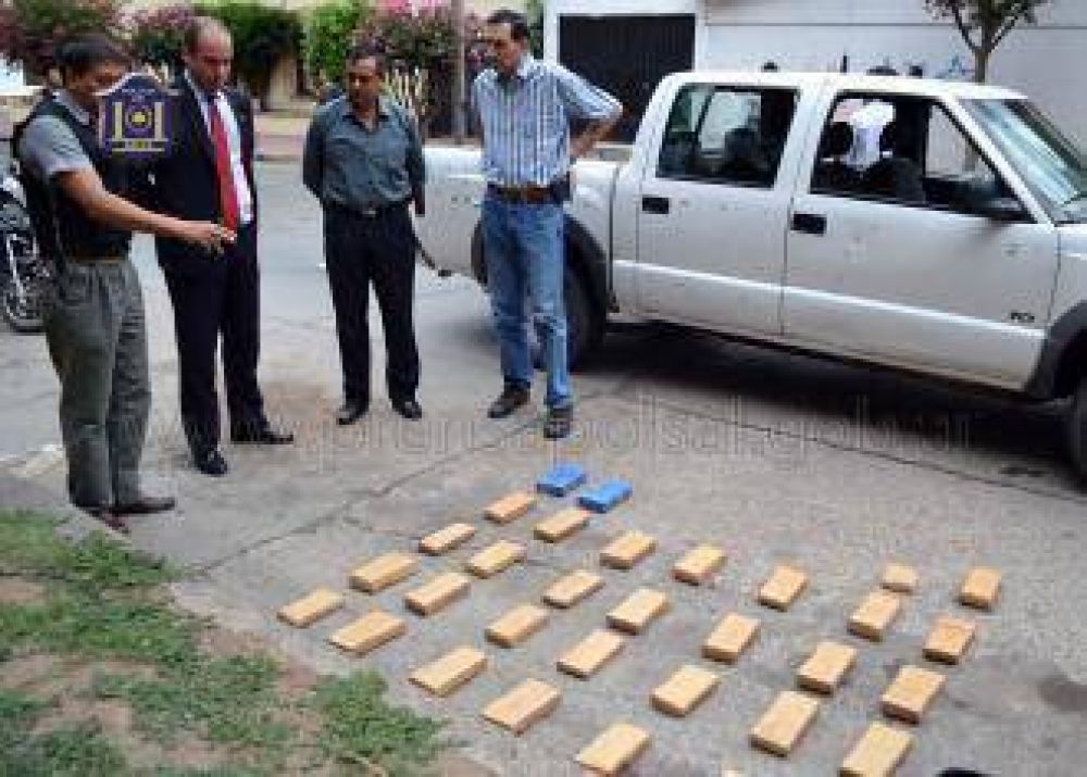En un megaoperativo secuestraron 2 kilos de coca�na y 20 de marihuana