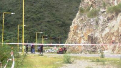 Catamarca: Un joven tucumano choc� con su cuatriciclo y muri�