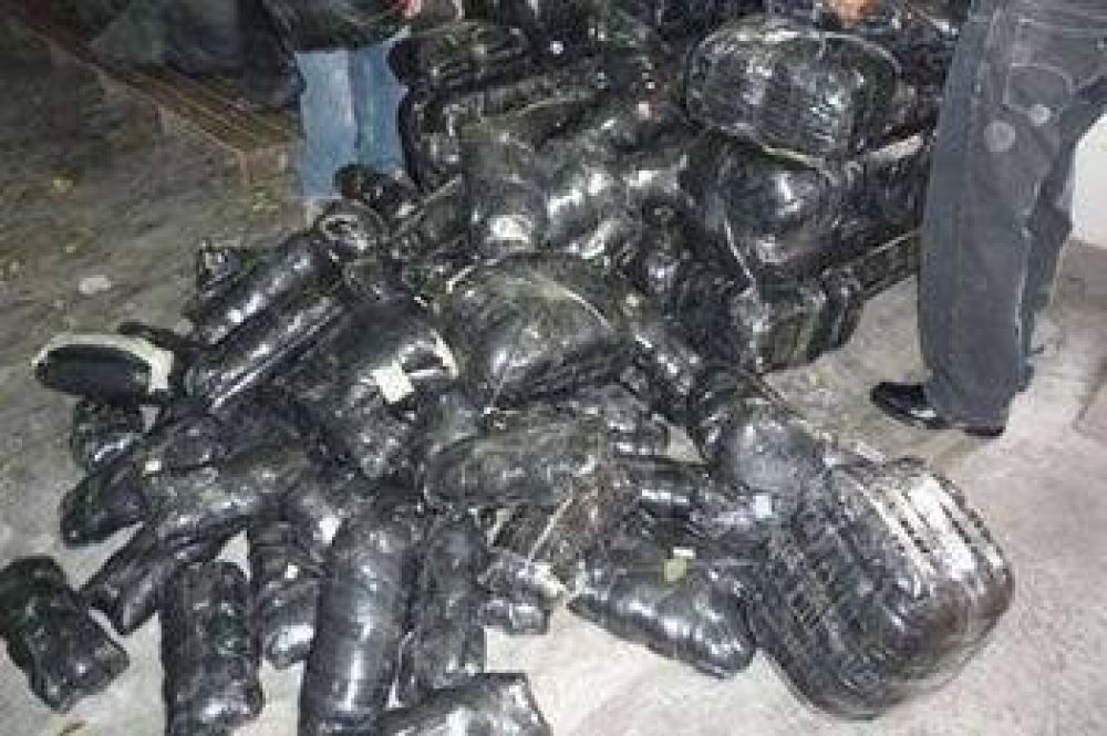 INCAUTAN UN CARGAMENTO DE 500 KG DE COCA CON DESTINO A CHUBUT