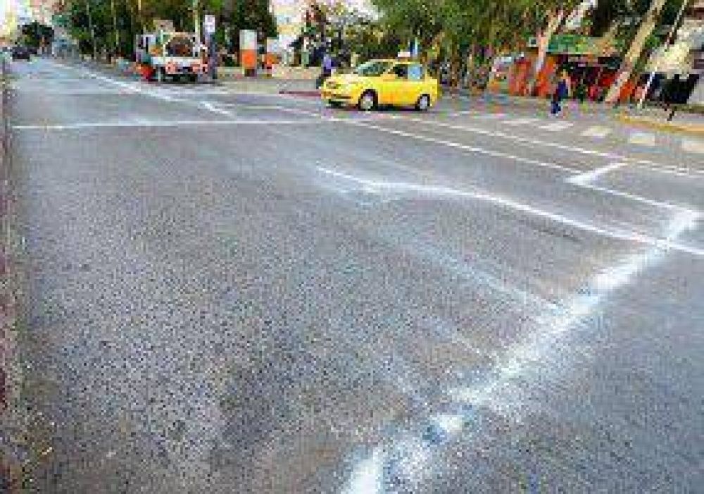 Obligados trabajos en calles por alta temperatura