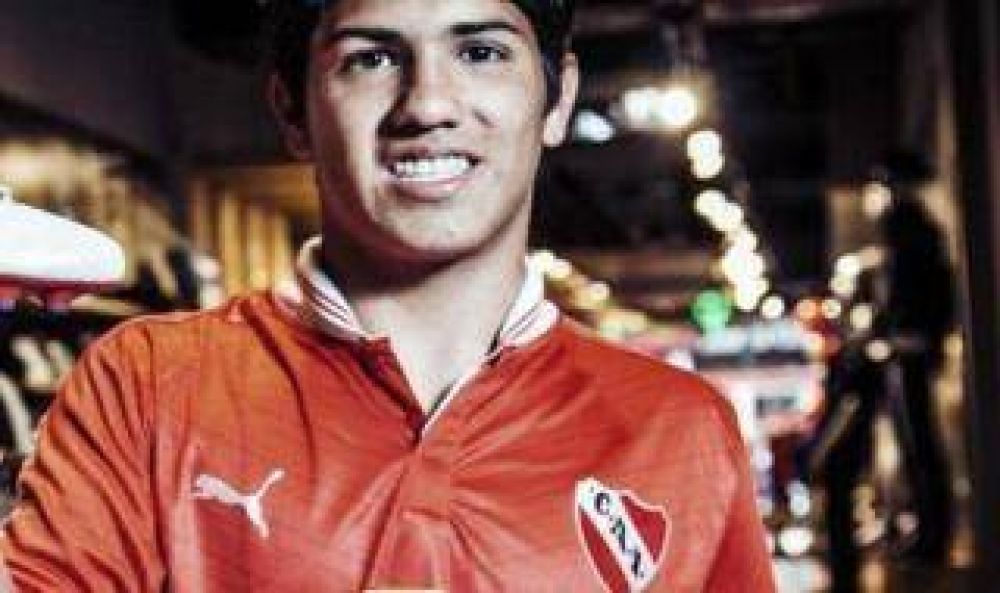 Independiente: Debut� el hermano de Ag�ero y lo llaman "el nuevo Kun"