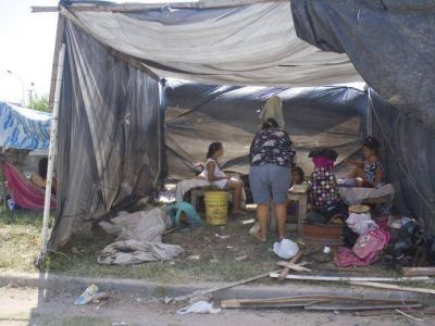 Ocupan tierras en Bernal Oeste