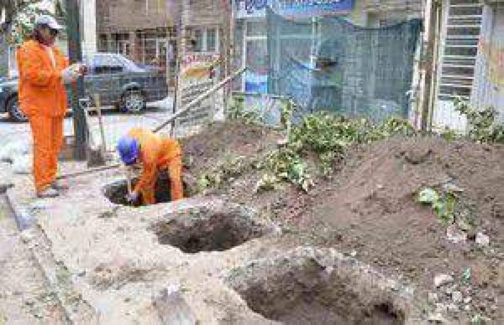 �Estamos uniendo el Este y el Oeste con obras hist�ricas�