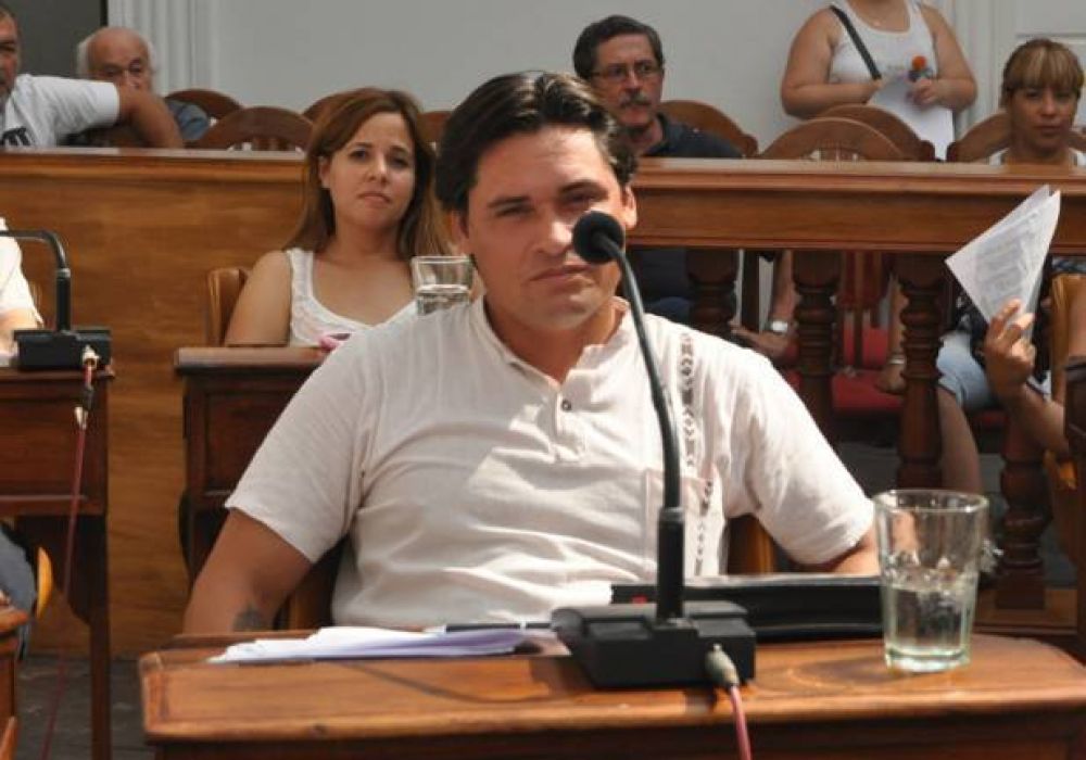 Omar Vera: �Tenemos un boleto de colectivo caro y el servicio no es �ptimo�