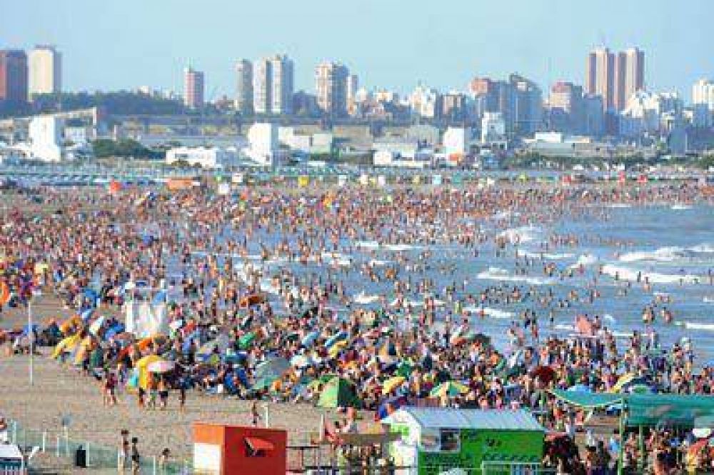 Miles de turistas disfrutan de una gran variedad de opciones