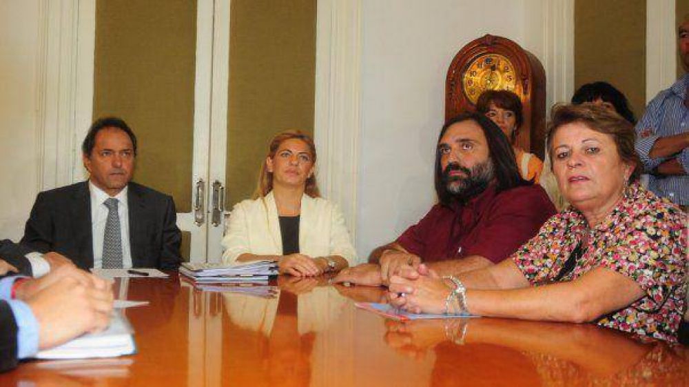 La Provincia ratific� que esperar� las paritarias nacionales para negociar con los docentes