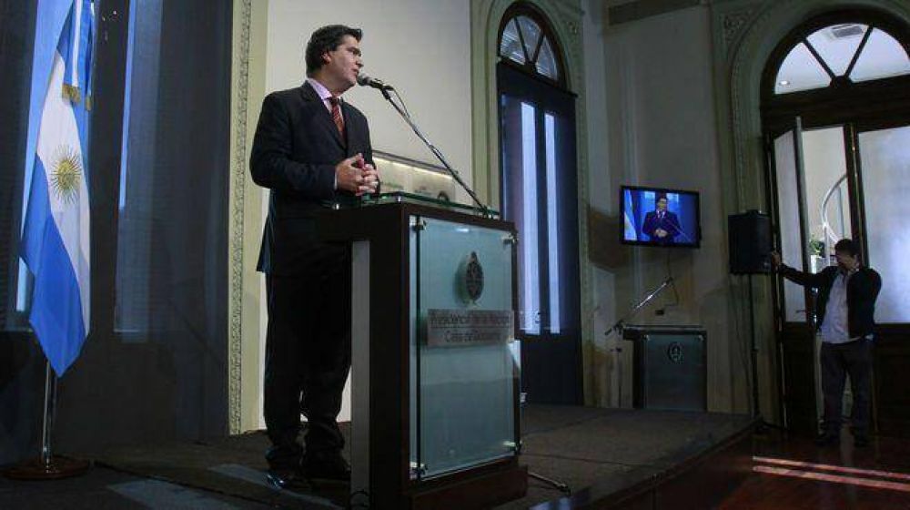 "Si no pag�bamos deuda hoy tendr�amos u$s 73.000 millones de de reservas"