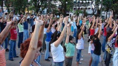 Otra propuesta para los que se quedaron en Tucum�n:�Ven� baila y ven� a cantar�