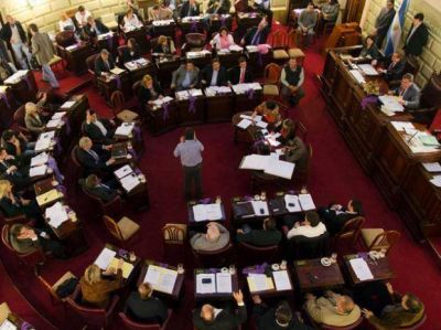 Rubeo propone una ley "de mayor justicia" para resarcir a usuarios afectados por los cortes de luz