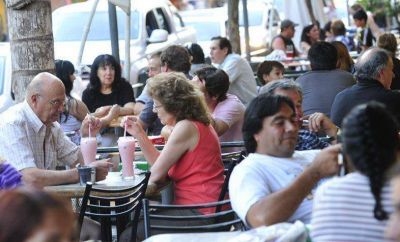 Villa Carlos Paz se prepara para un lleno total el fin de semana