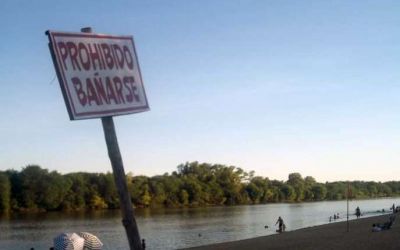 Prohiben ba�arse en el balneario Itap�