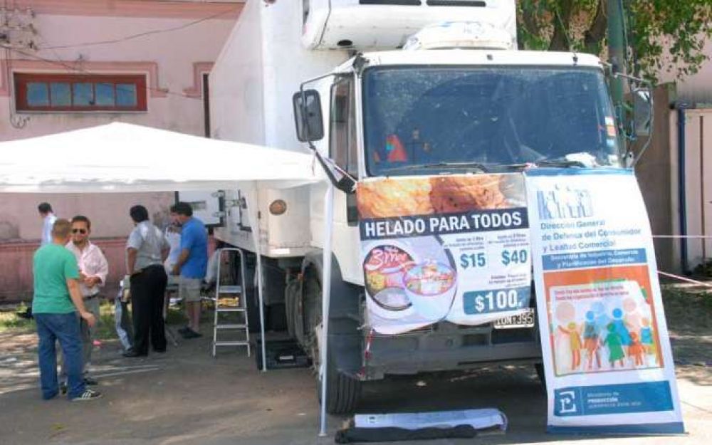 El cami�n de Helado para Todos arrib� al multieventos