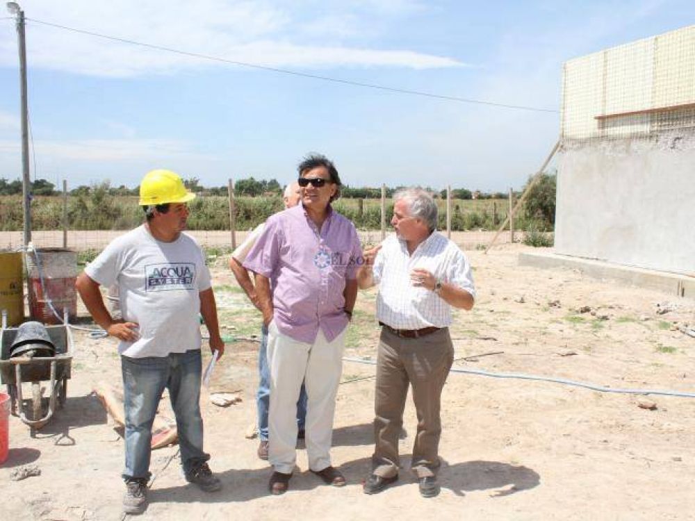 El Intendente visit� obras en Ezpeleta