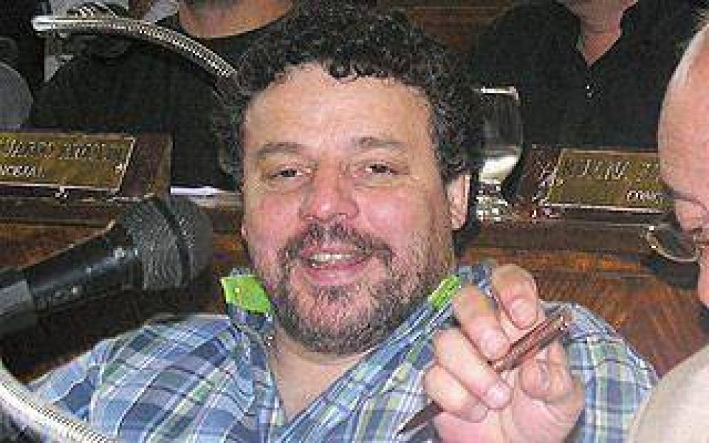Tapari defendi� la creaci�n de nuevas delegaciones