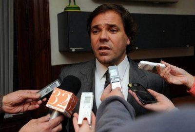 P�rez critic� a los intendentes massistas e impuls� a Scioli