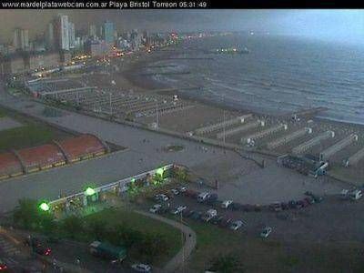 Mar del Plata: no hay heridos por la ca�da de rayos
