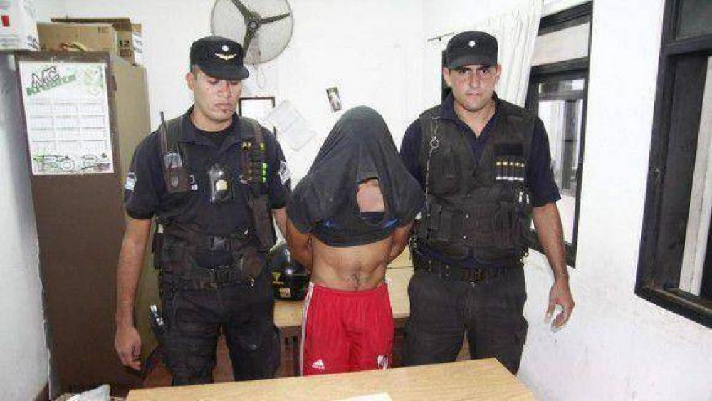 Por robo a una preventista, cay� un motoarrebatador