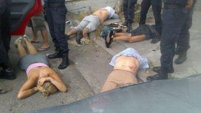 Dos parejas detenidas luego de robar hotel de Rawson y la costa 