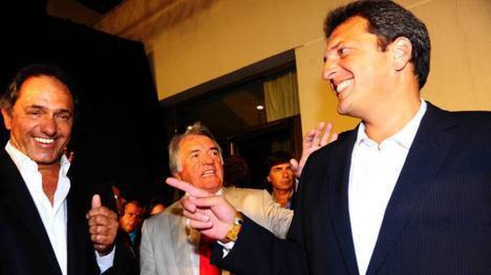 Por qu� Pulti evit� la foto con Scioli y Barrionuevo, en el Sasso: papel�n