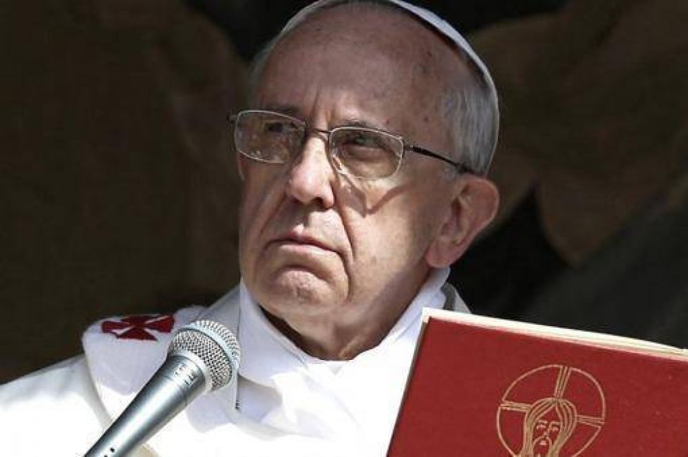 Francisco: "En los medios se necesita la verdad, no la desinformaci�n"