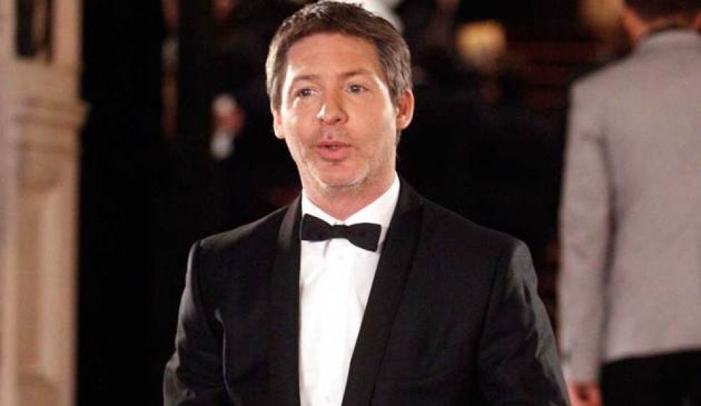 Adri�n Suar �banca� a Ch�vez: �Los programas no se abandonan�