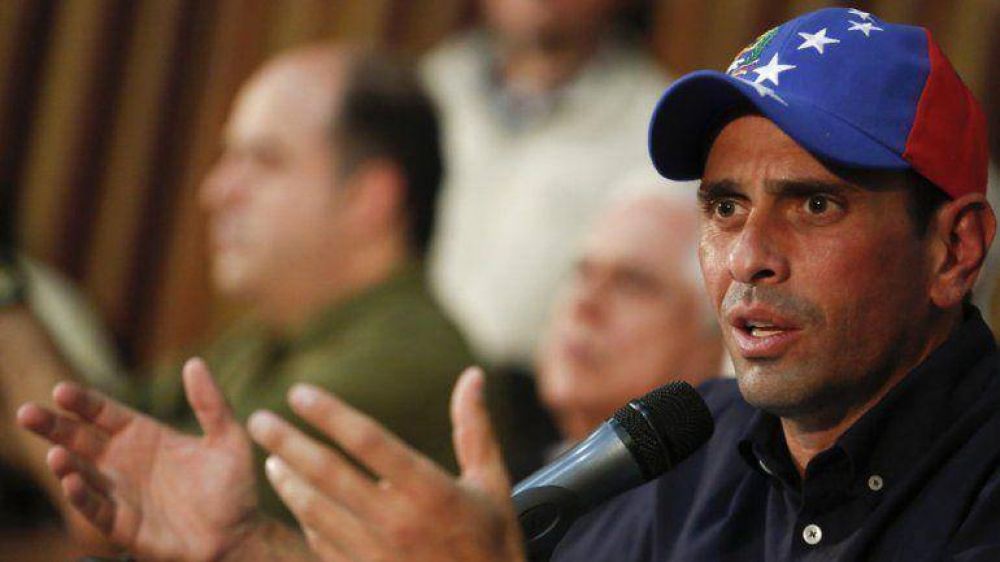 Capriles se reuni� con autoridades del chavismo para abordar temas de seguridad
